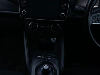 NISSAN LEAF 39kWh Acenta Hatchback 5dr Electric Auto (150 ps)
