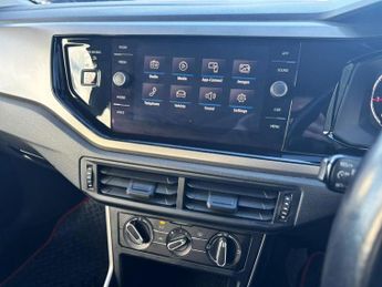 VOLKSWAGEN POLO 1.0 TSI GPF SE Hatchback 5dr Petrol DSG Euro 6 (s/s) (95 ps) ***