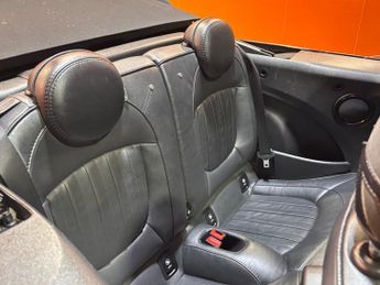 MINI CONVERTIBLE 1.5 Cooper Convertible 2dr Petrol Auto Euro 6 (s/s) (136 ps)