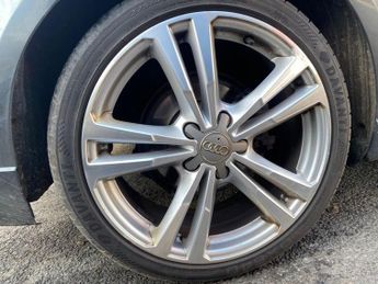 AUDI A3 1.5 TFSI CoD S line Sportback 5dr Petrol Manual Euro 6 (s/s) (15