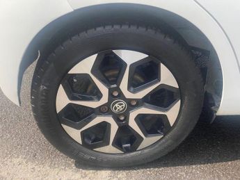 TOYOTA AYGO 1.0 VVT-i x-trend Hatchback 5dr Petrol Manual Euro 6 (71 ps)