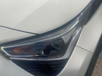 TOYOTA AYGO 1.0 VVT-i x-trend Hatchback 5dr Petrol Manual Euro 6 (71 ps)