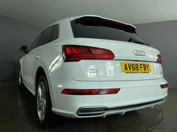 AUDI Q5 2.0 TDI 40 S line SUV 5dr Diesel S Tronic quattro Euro 6 (s/s) (