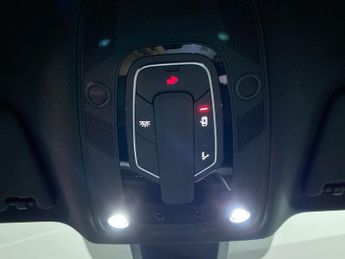 AUDI Q5 2.0 TDI 40 S line SUV 5dr Diesel S Tronic quattro Euro 6 (s/s) (