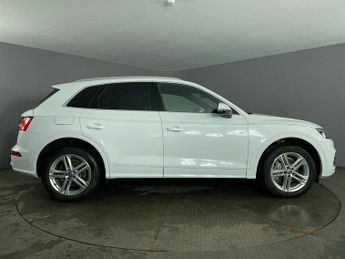AUDI Q5 2.0 TDI 40 S line SUV 5dr Diesel S Tronic quattro Euro 6 (s/s) (