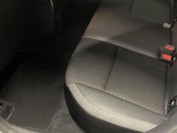 NISSAN JUKE 1.0 DIG-T N-Connecta SUV 5dr Petrol DCT Auto Euro 6 (s/s) (114 p