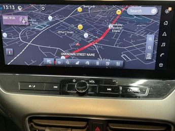 NISSAN JUKE 1.0 DIG-T N-Connecta SUV 5dr Petrol DCT Auto Euro 6 (s/s) (114 p