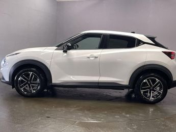 NISSAN JUKE 1.0 DIG-T N-Connecta SUV 5dr Petrol DCT Auto Euro 6 (s/s) (114 p