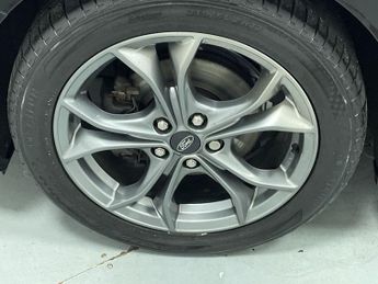 FORD FOCUS 1.0T EcoBoost ST-Line Hatchback 5dr Petrol Manual Euro 6 (s/s) (