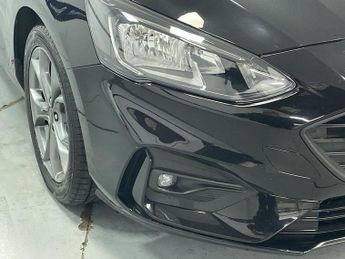 FORD FOCUS 1.0T EcoBoost ST-Line Hatchback 5dr Petrol Manual Euro 6 (s/s) (