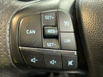 FORD FOCUS 1.0T EcoBoost ST-Line Hatchback 5dr Petrol Manual Euro 6 (s/s) (