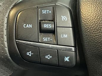 FORD FOCUS 1.0T EcoBoost ST-Line Hatchback 5dr Petrol Manual Euro 6 (s/s) (