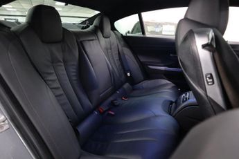 BMW 6 SERIES GRAN COUPE 3.0 640i M Sport Saloon 4dr Petrol Auto Euro 6 (s/s) (320 ps)