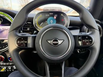 MINI Electric Hatch Cooper SE 32.6kWh Level 3 Hatchback 3dr Electric Auto (184 ps)