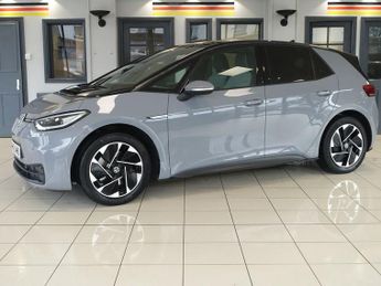 VOLKSWAGEN ID.3 Pro Performance 58kWh Family Hatchback 5dr Electric Auto (204 ps
