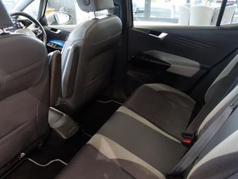 VOLKSWAGEN ID.3 Pro Performance 58kWh Family Hatchback 5dr Electric Auto (204 ps