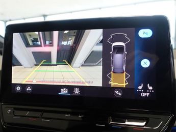 VOLKSWAGEN ID.3 Pro Performance 58kWh Family Hatchback 5dr Electric Auto (204 ps