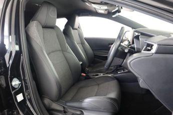 TOYOTA COROLLA 1.8 VVT-h Design CVT Euro 6 (s/s) 5dr