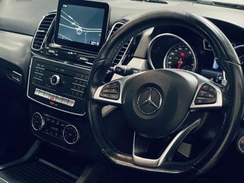 MERCEDES-BENZ GLE 2.1 GLE250d AMG Line (Premium) SUV 5dr Diesel G-Tronic 4MATIC Eu