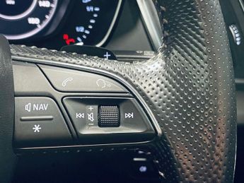 AUDI Q5 2.0 TDI S line SUV 5dr Diesel S Tronic quattro Euro 6 (s/s) (190