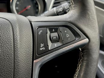 VAUXHALL MOKKA 1.4T SE SUV 5dr Petrol Auto 2WD Euro 5 (140 ps)