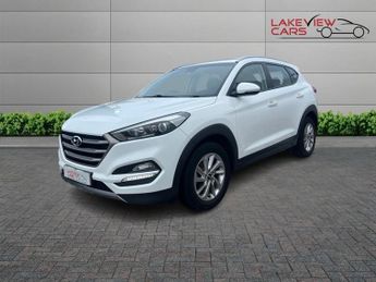 HYUNDAI TUCSON 2.0 CRDi SE Nav SUV 5dr Diesel Auto 4WD Euro 6 (136 ps)