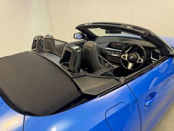 BMW Z4 2.0 30i M Sport Convertible 2dr Petrol Auto sDrive Euro 6 (s/s) 