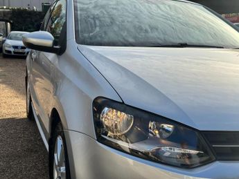 VOLKSWAGEN POLO 1.4 SE Hatchback 3dr Petrol DSG Euro 5 (85 ps)
