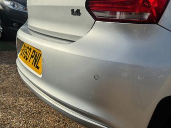 VOLKSWAGEN POLO 1.4 SE Hatchback 3dr Petrol DSG Euro 5 (85 ps)