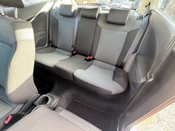 VOLKSWAGEN POLO 1.4 SE Hatchback 3dr Petrol DSG Euro 5 (85 ps)