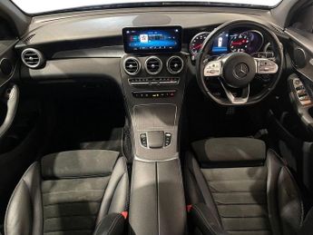 MERCEDES-BENZ GLC GLC 220 D 4MATIC AMG LINE AUTO