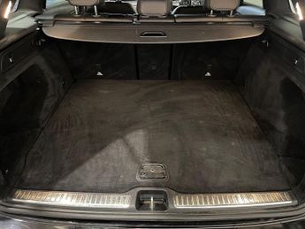 MERCEDES-BENZ GLC GLC 220 D 4MATIC AMG LINE AUTO