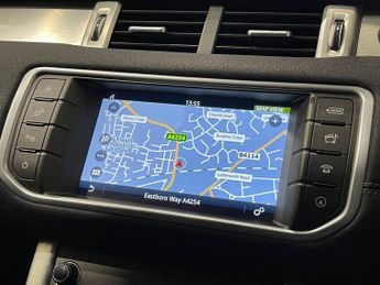 LAND ROVER RANGE ROVER EVOQUE 2.0 TD4 SE Tech SUV 5dr Diesel Auto 4WD Euro 6 (s/s) (180 ps)