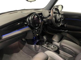 MINI Electric Hatch Cooper SE 32.6kWh Level 3 Hatchback 3dr Electric Auto (184 ps)