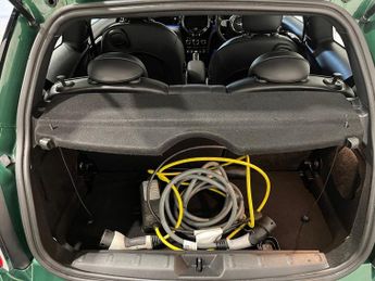 MINI Electric Hatch Cooper SE 32.6kWh Level 3 Hatchback 3dr Electric Auto (184 ps)