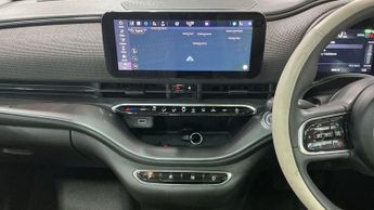 FIAT 500E 42kWh La Prima Hatchback 3dr Electric Auto (118 ps)