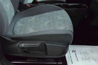 VOLKSWAGEN ID.3 Pro Performance 58kWh Life Hatchback 5dr Electric Auto (204 ps)