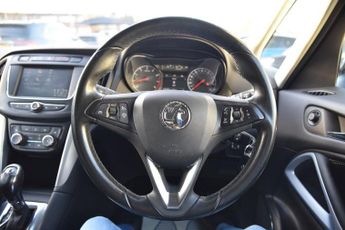 VAUXHALL ZAFIRA TOURER 1.4i Turbo SRi MPV 5dr Petrol Auto Euro 6 (140 ps)