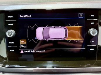 VOLKSWAGEN POLO 1.0 TSI SEL Hatchback 5dr Petrol DSG Euro 6 (s/s) (110 ps)