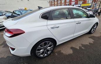 HYUNDAI I30 AUTOMATIC 1.4 T-GDi Premium SE Fastback 5dr Petrol DCT Euro 6 (s
