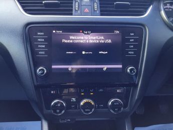 SKODA OCTAVIA 1.6 TDI SE Technology Estate 5dr Diesel Manual Euro 6 (s/s) (115