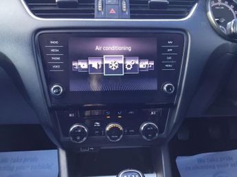 SKODA OCTAVIA 1.6 TDI SE Technology Estate 5dr Diesel Manual Euro 6 (s/s) (115