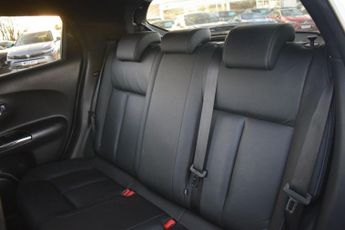 NISSAN JUKE 1.6 Tekna SUV 5dr Petrol XTRON Euro 6 (117 ps)