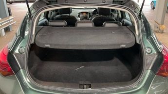 VAUXHALL ASTRA 1.6 16v Elite Hatchback 5dr Petrol Easytronic Euro 5 (115 ps)