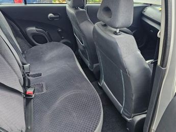 NISSAN MICRA 1.2 16v SE Hatchback 5dr Petrol Automatic (161 g/km, 79 bhp)