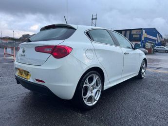 ALFA ROMEO GIULIETTA 1.4 TB MultiAir Veloce Hatchback 5dr Petrol Manual Euro 5 (s/s) 