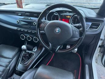 ALFA ROMEO GIULIETTA 1.4 TB MultiAir Veloce Hatchback 5dr Petrol Manual Euro 5 (s/s) 