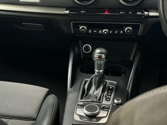 AUDI A3 1.6 TDI 30 S line Sportback 5dr Diesel S Tronic Euro 6 (s/s) (11