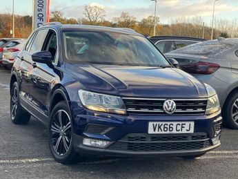 VOLKSWAGEN TIGUAN 2.0 TDI BlueMotion Tech SE Navigation SUV 5dr Diesel DSG 4Motion