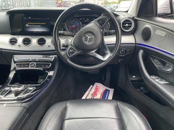 MERCEDES-BENZ E-CLASS 2.0 E220d SE Saloon 4dr Diesel G-Tronic+ Euro 6 (s/s) (194 ps)